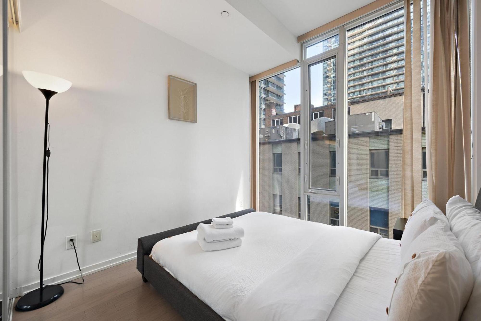 Downtown Toronto Condos Ngoại thất bức ảnh